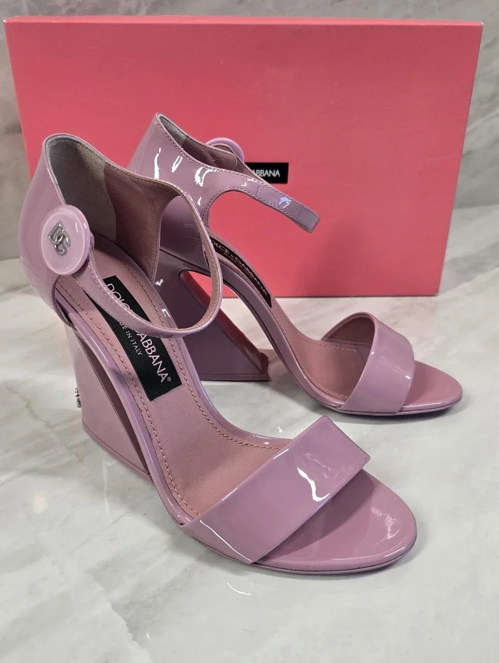 Dolce & Gabbana Patent Wedge Sandals with Logo Button - Picture 7 of 12